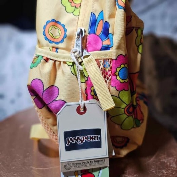 JanSport Cross Town Backpack with Water Bottle Pocket Power To The Flower - Picture 3 of 8